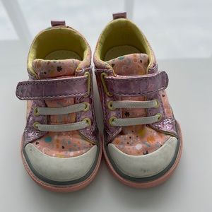 Pink Stylish sneakers